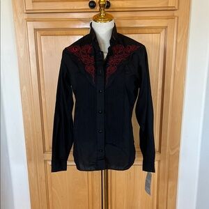 Men's or women’s vintage Wrangler Black Western Shirt with Red Embroidered Yoke